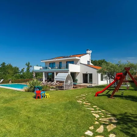 Beautiful In With Kitchen Holiday home Porec