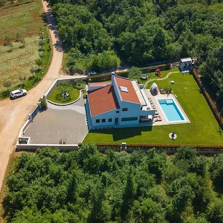Beautiful In With Kitchen Holiday home Porec